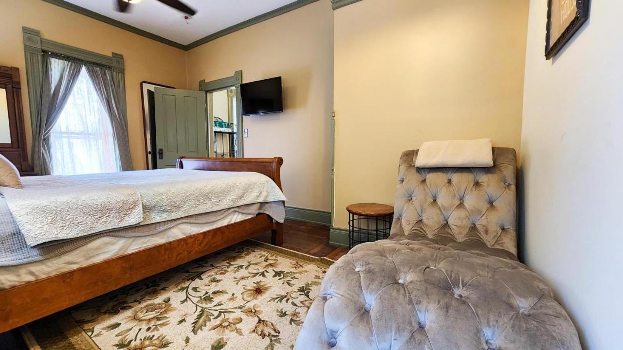 Mountain View Victorian With Hot Tub! Villa Leadville Exterior photo