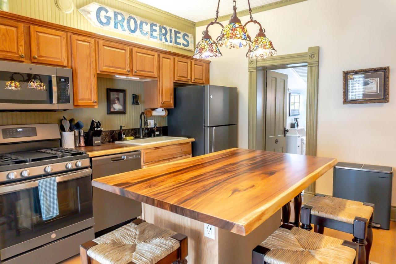 Mountain View Victorian With Hot Tub! Villa Leadville Exterior photo