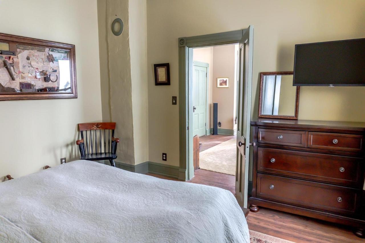 Mountain View Victorian With Hot Tub! Villa Leadville Exterior photo